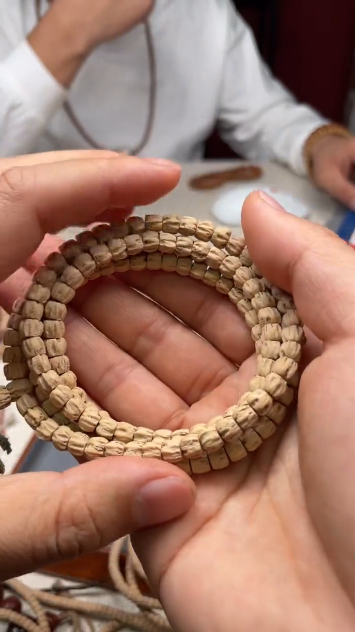 【闪购商品】柏香籽/百香籽吊坠百香籽8