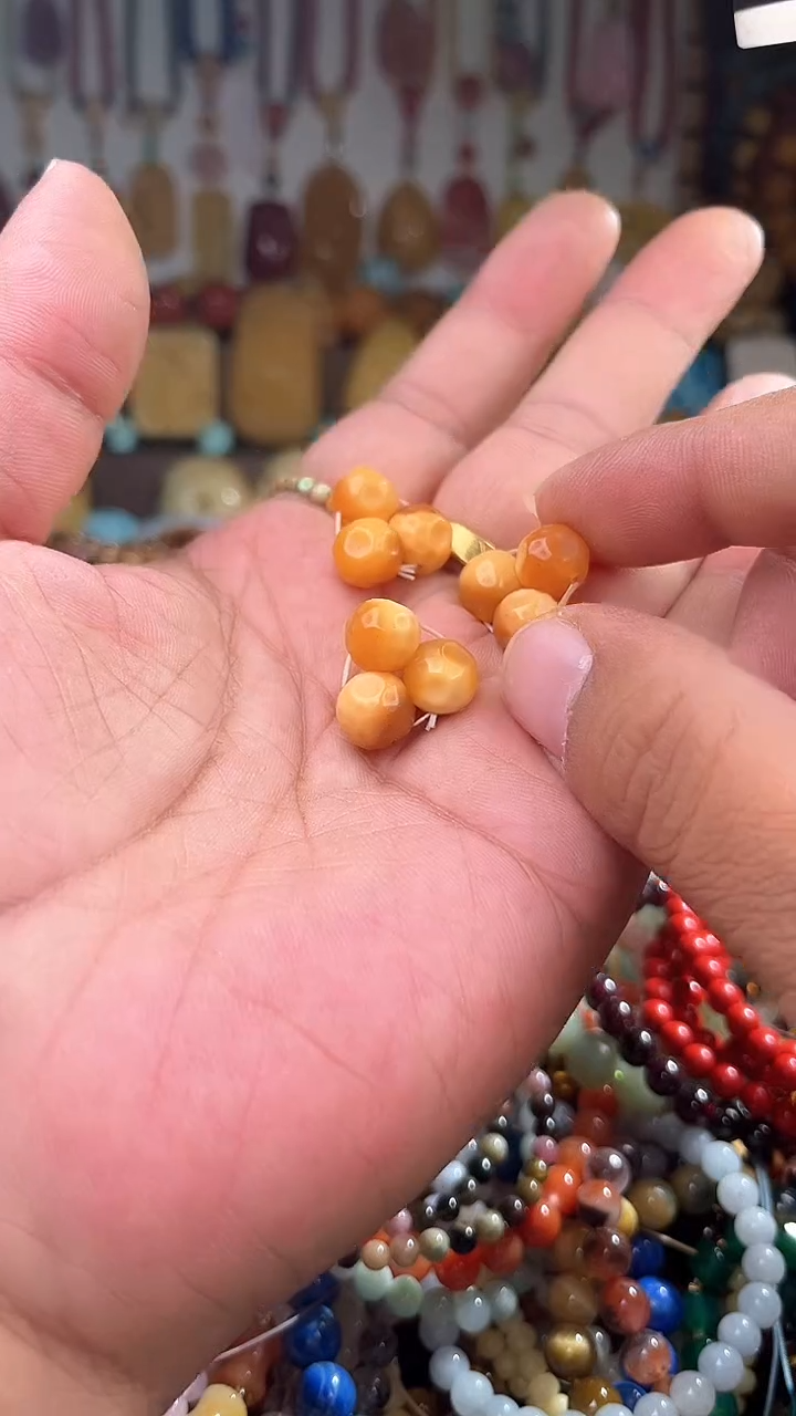 未镶嵌.石英质玉（缅黄）多样性发货只发一件005072