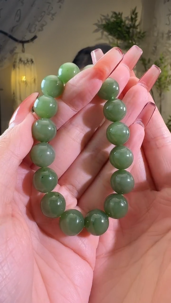 【闪购商品】和田玉手串未镶嵌手串带微黑点