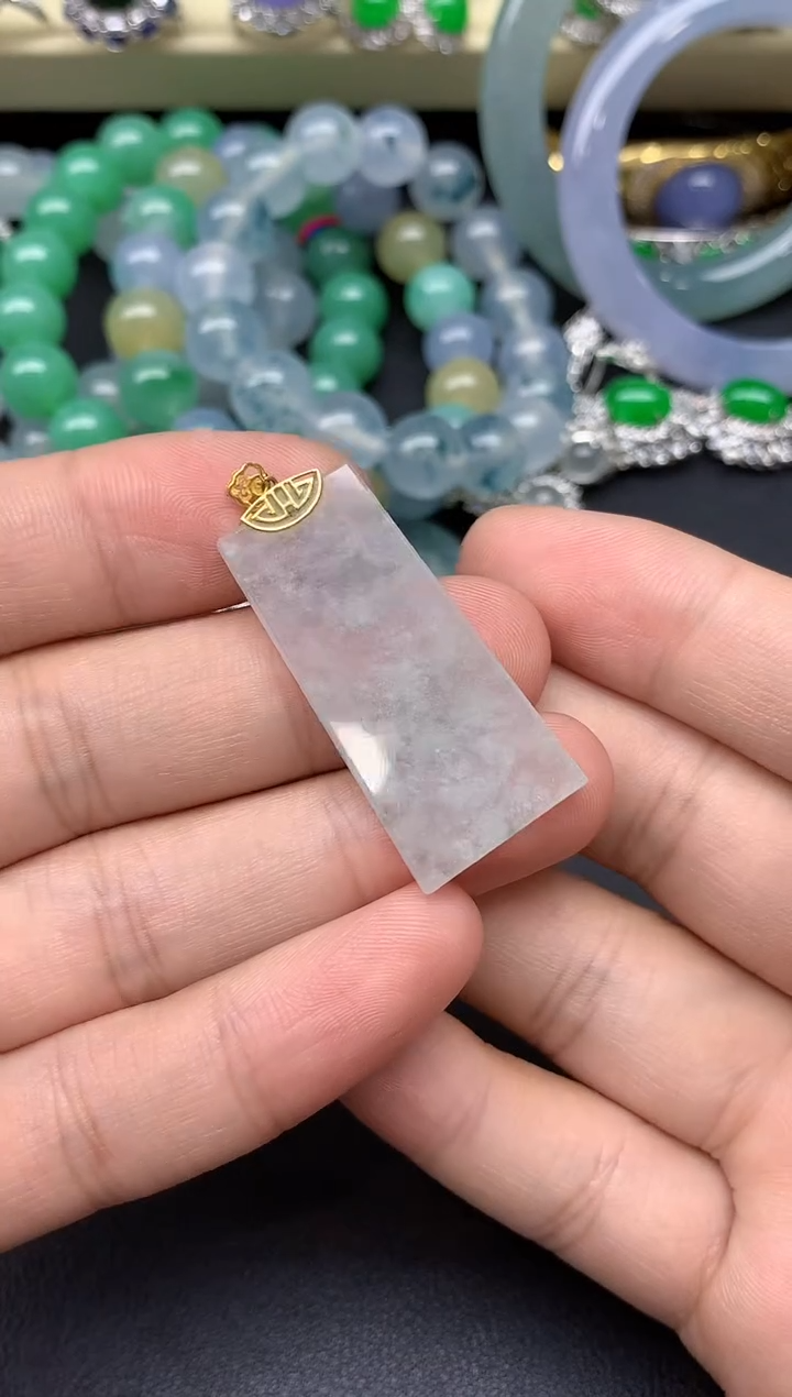 颈饰18K金镶嵌翡翠87-雪姐翡翠天天见