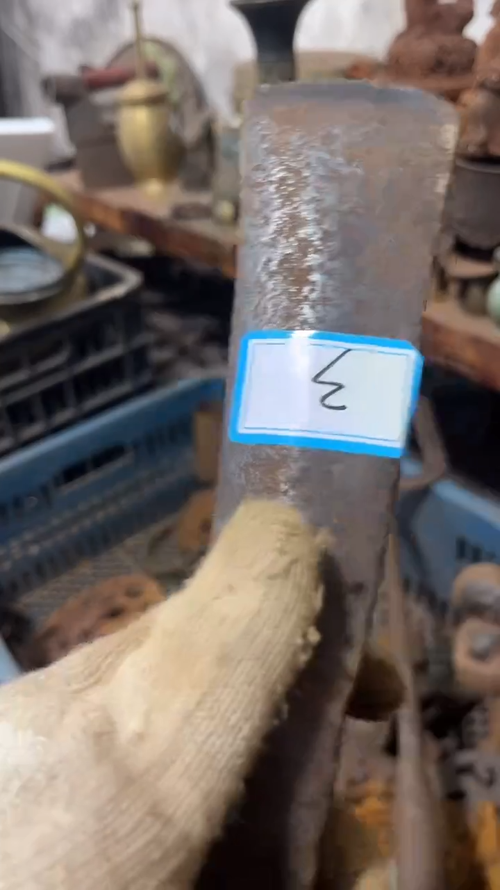 芜****发隆江直播新人带货