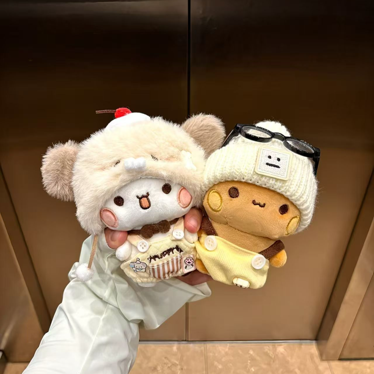 【现货】一二布布毛绒10cm玩偶挂件可爱卡通网红情侣小熊包包钥匙扣