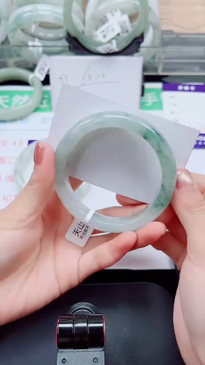 未镶嵌手镯石英质玉98-58/59