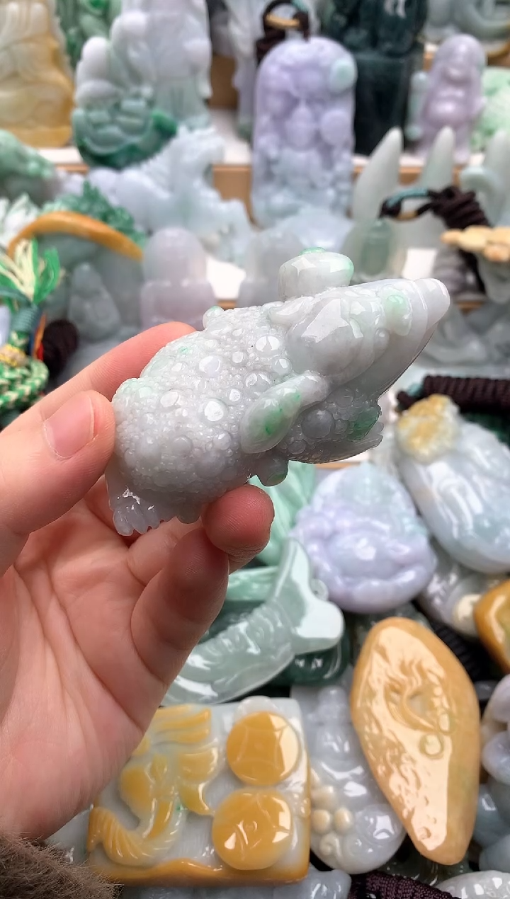 吊坠(不含链)未镶嵌翡翠1