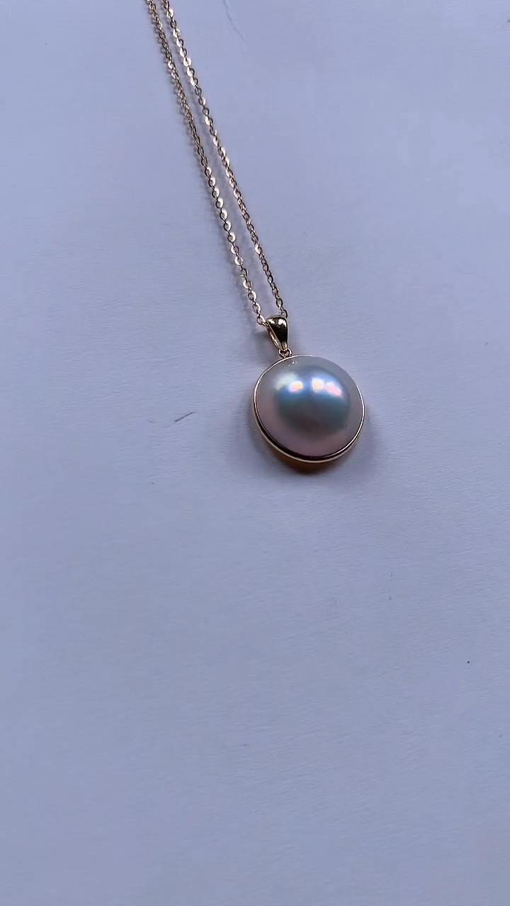 【闪购商品】拼合珍珠（马贝珠）颈饰18K金镶嵌18K马贝吊坠