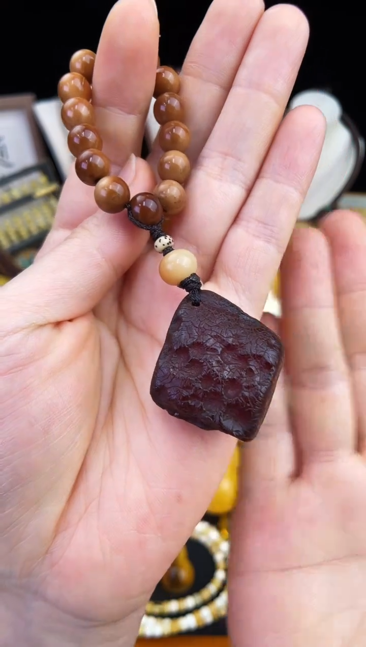 琥珀未镶嵌珠宝奇石柒月