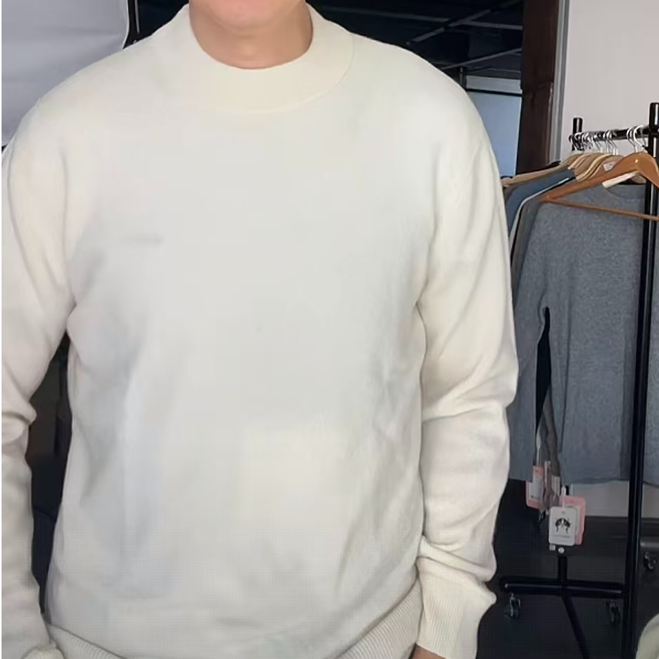 【阿蒙新款】男士半高领MORO全羊绒衫