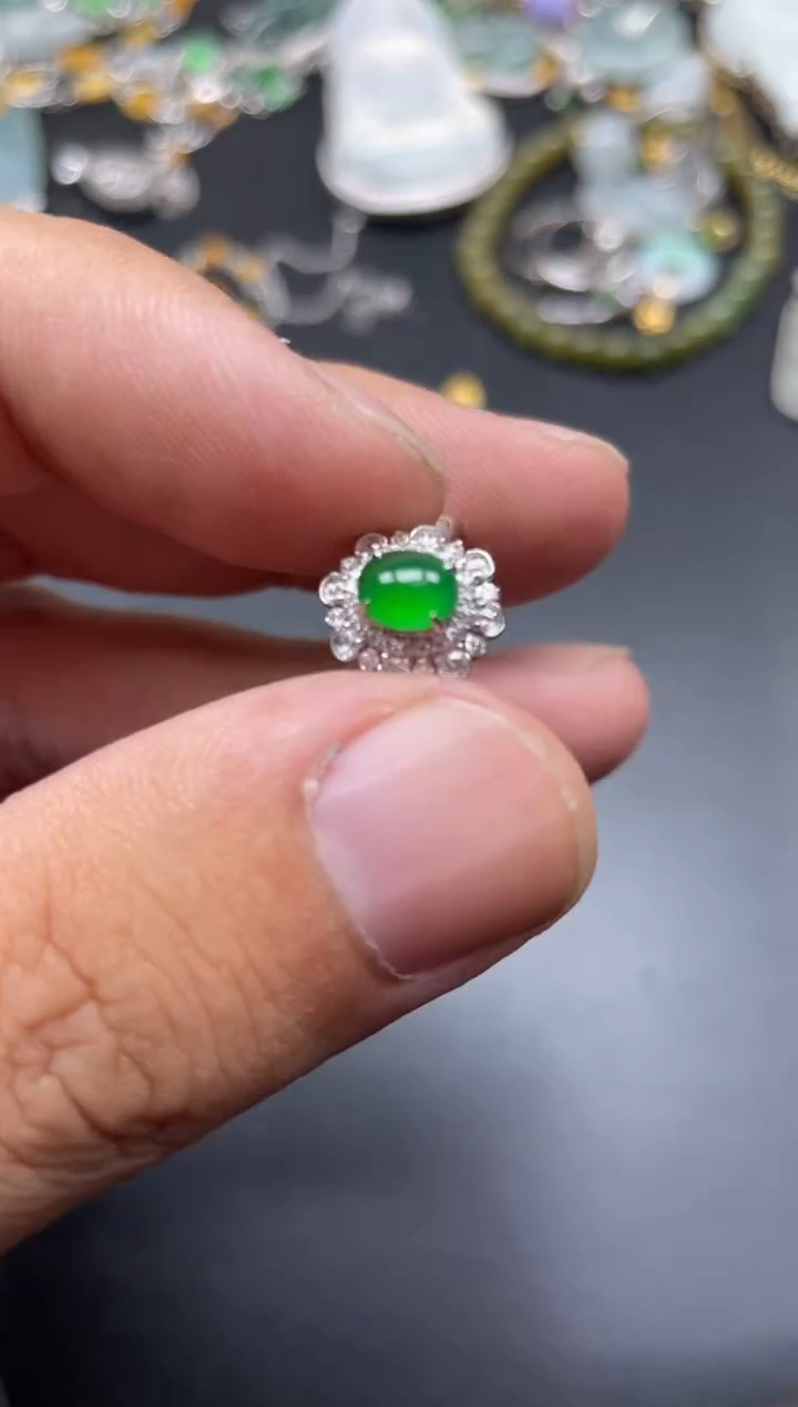 【闪购商品】翡翠颈饰18K金镶嵌H寄售商品不退不换