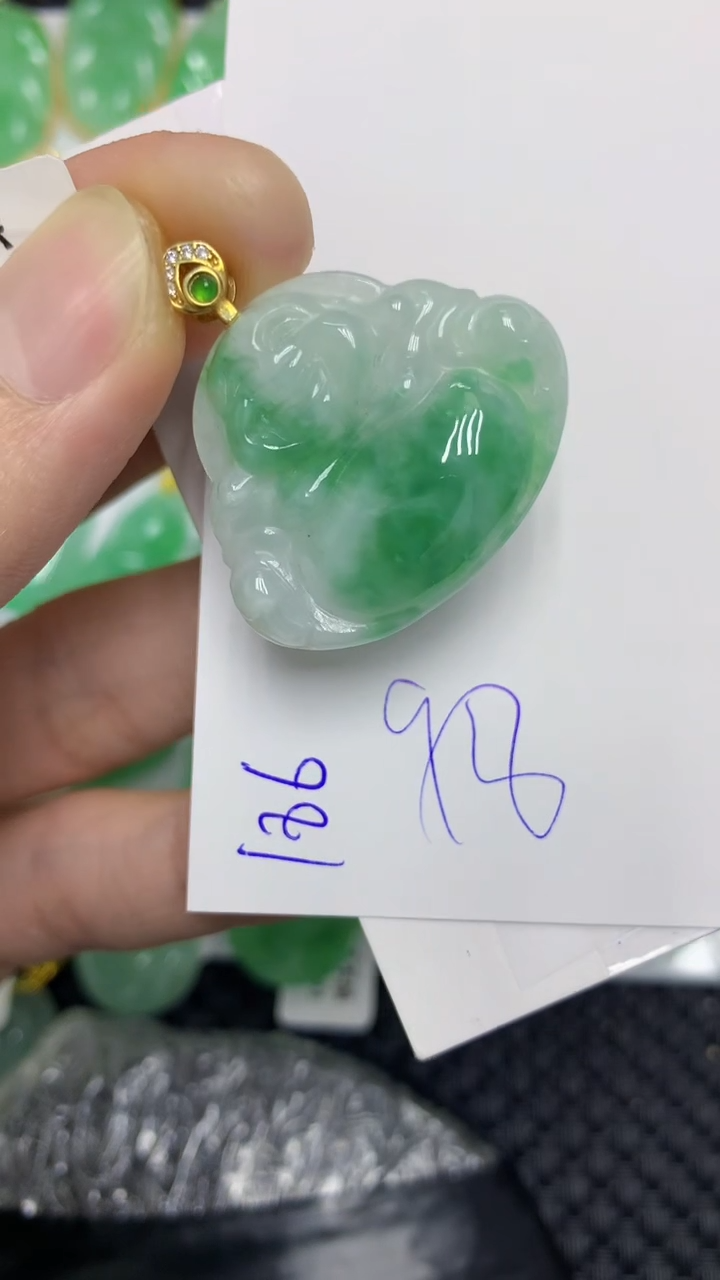 颈饰未镶嵌翡翠缅甸A货翡翠