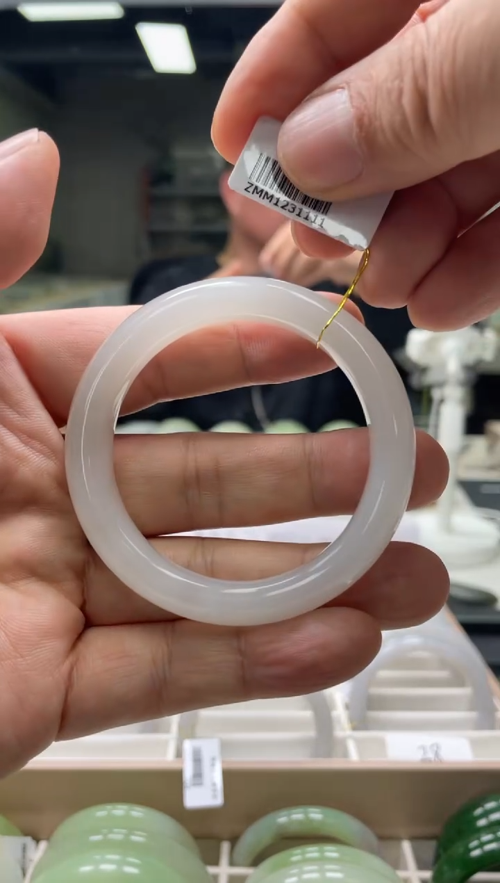 【闪购商品】和田玉手镯未镶嵌编码1111 圈口50-51