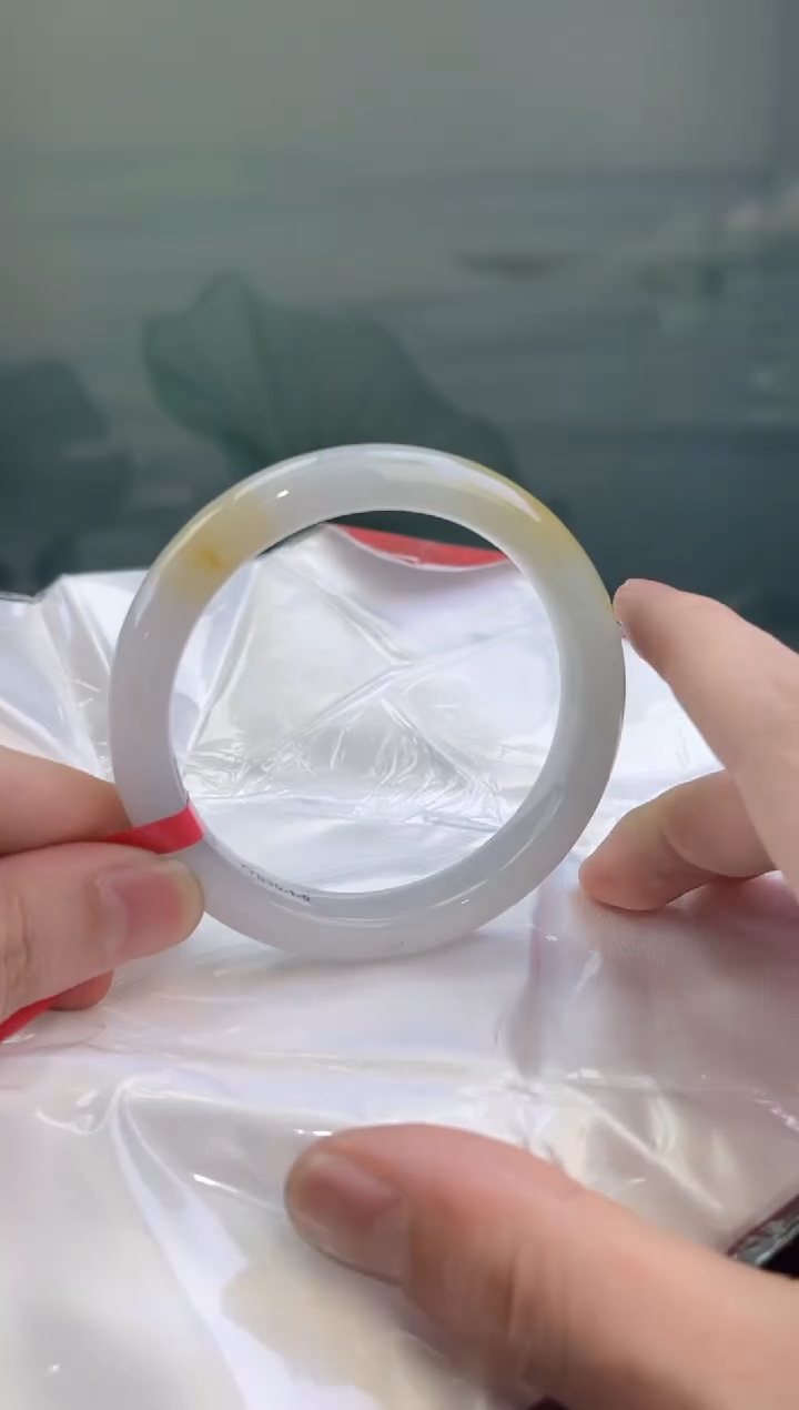 翡翠手镯未镶嵌翡翠手镯1