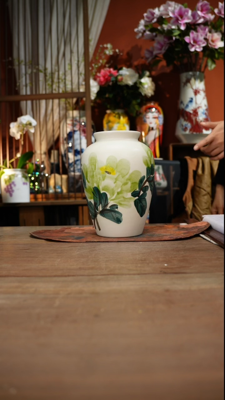 当代高温釉下彩手绘陶瓷餐具