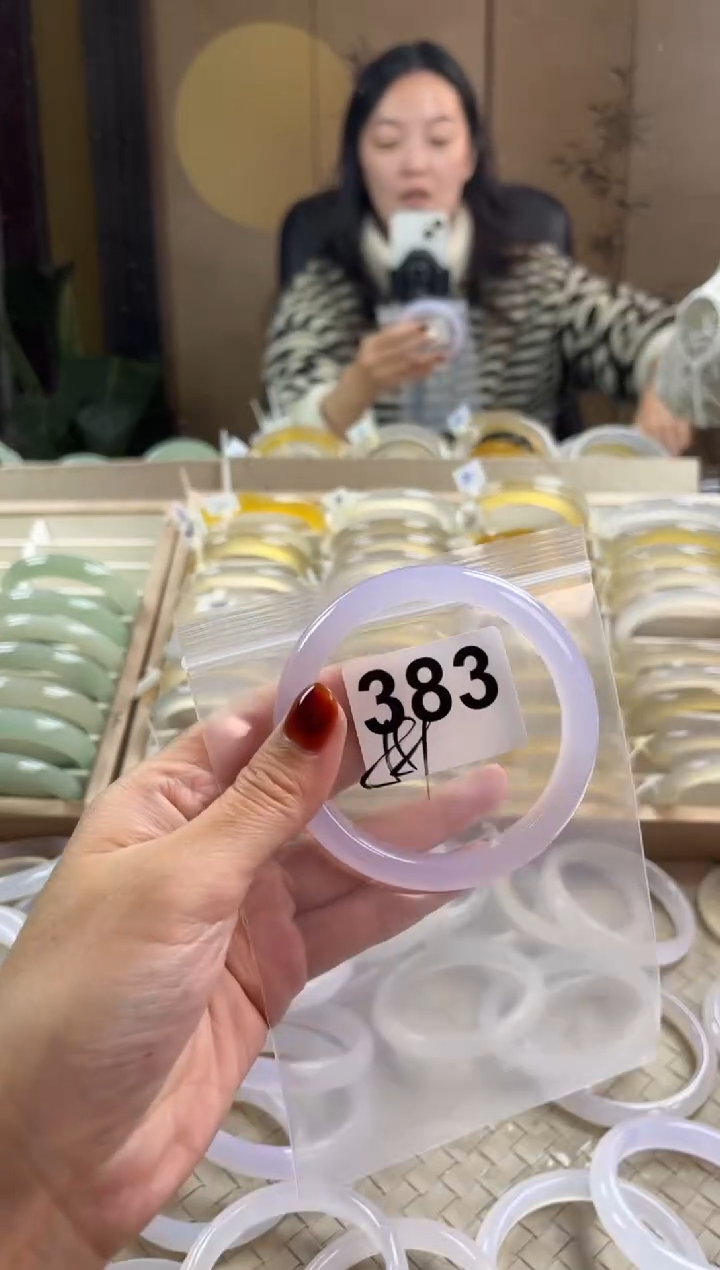 手镯玛瑙/玉髓未镶嵌383