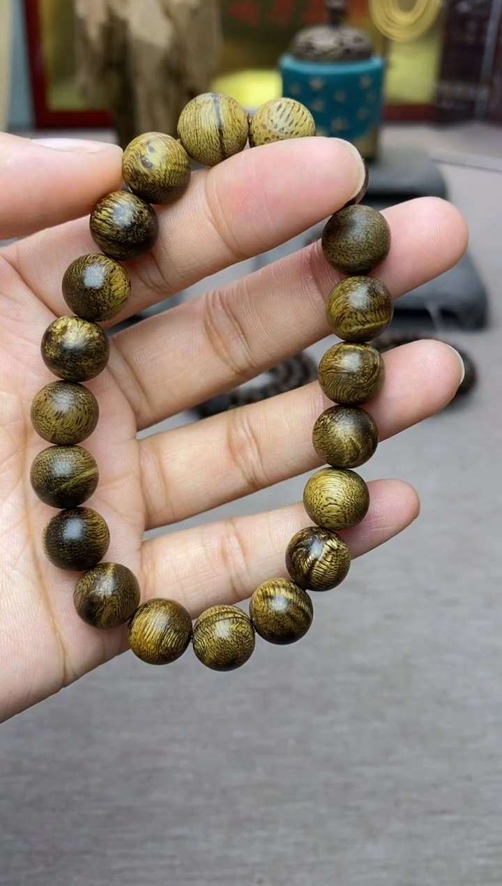 【闪购商品】沉香手串越南芽庄白棋玉化留疤10沉水单圈