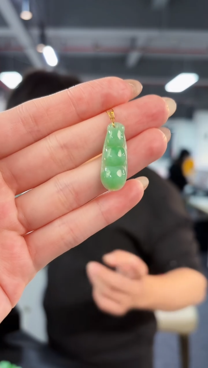 【闪购商品】翡翠颈饰未镶嵌缅料A货/支持复检/一件