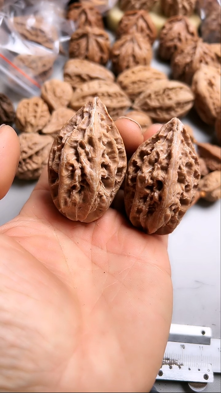 核桃东北野生大秋子1