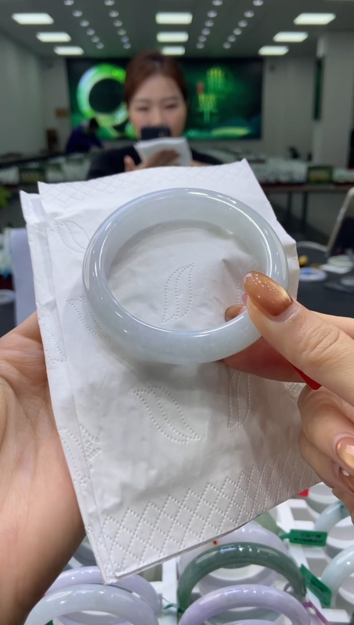 未镶嵌手镯翡翠0043115