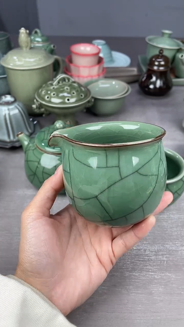 青瓷仓储清仓福利微瑕