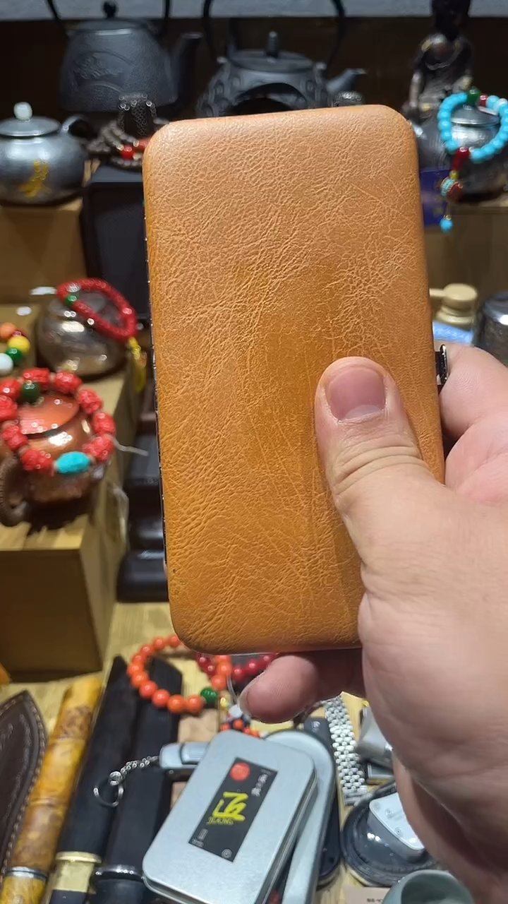 瓷片闪购商品 如图所示