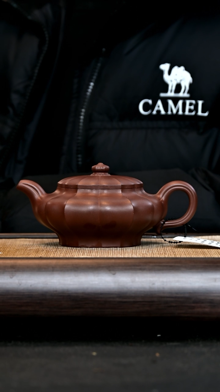 【闪购商品】紫砂茶壶Ag4379王世平  露葵