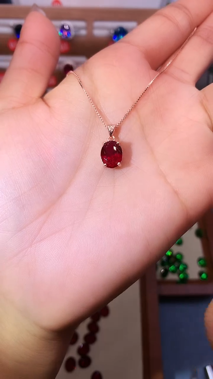 吊坠(赠链)银S925镶嵌红宝石......