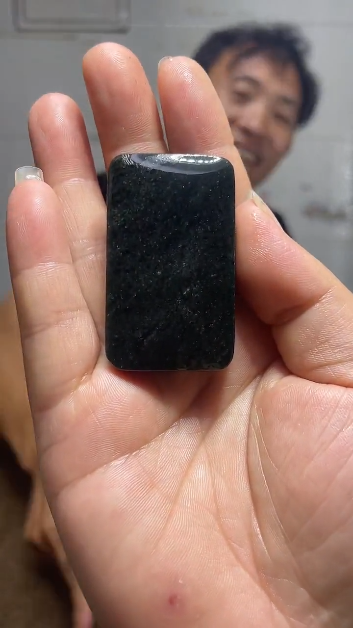 未镶嵌和田玉把件定制