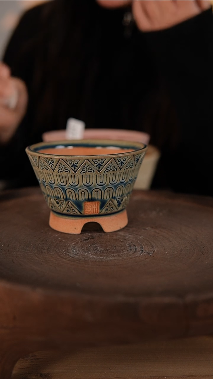 【闪购商品】红陶1-21-348默认有瑕口9.5