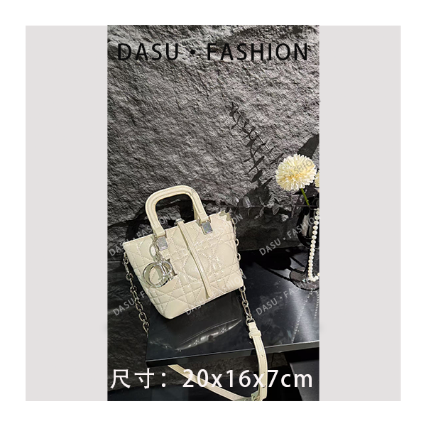 【苏总专属】SD-5376-奶油白轻奢女士时尚气质小众腋下包斜挎包