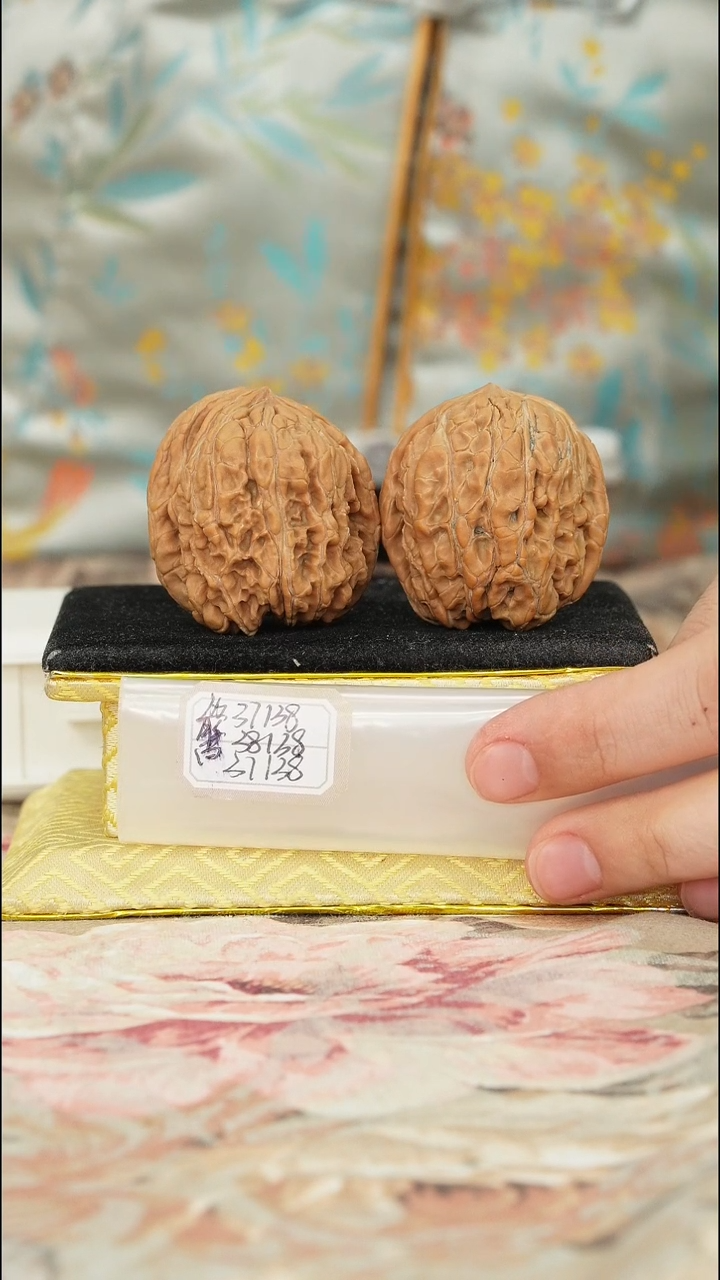 【闪购商品】文玩核桃把件门墩