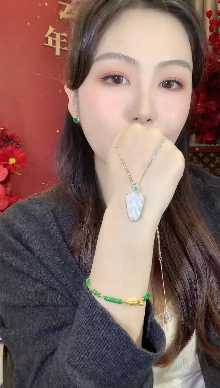 吊坠(不含链)18K金镶嵌翡翠A27翡翠