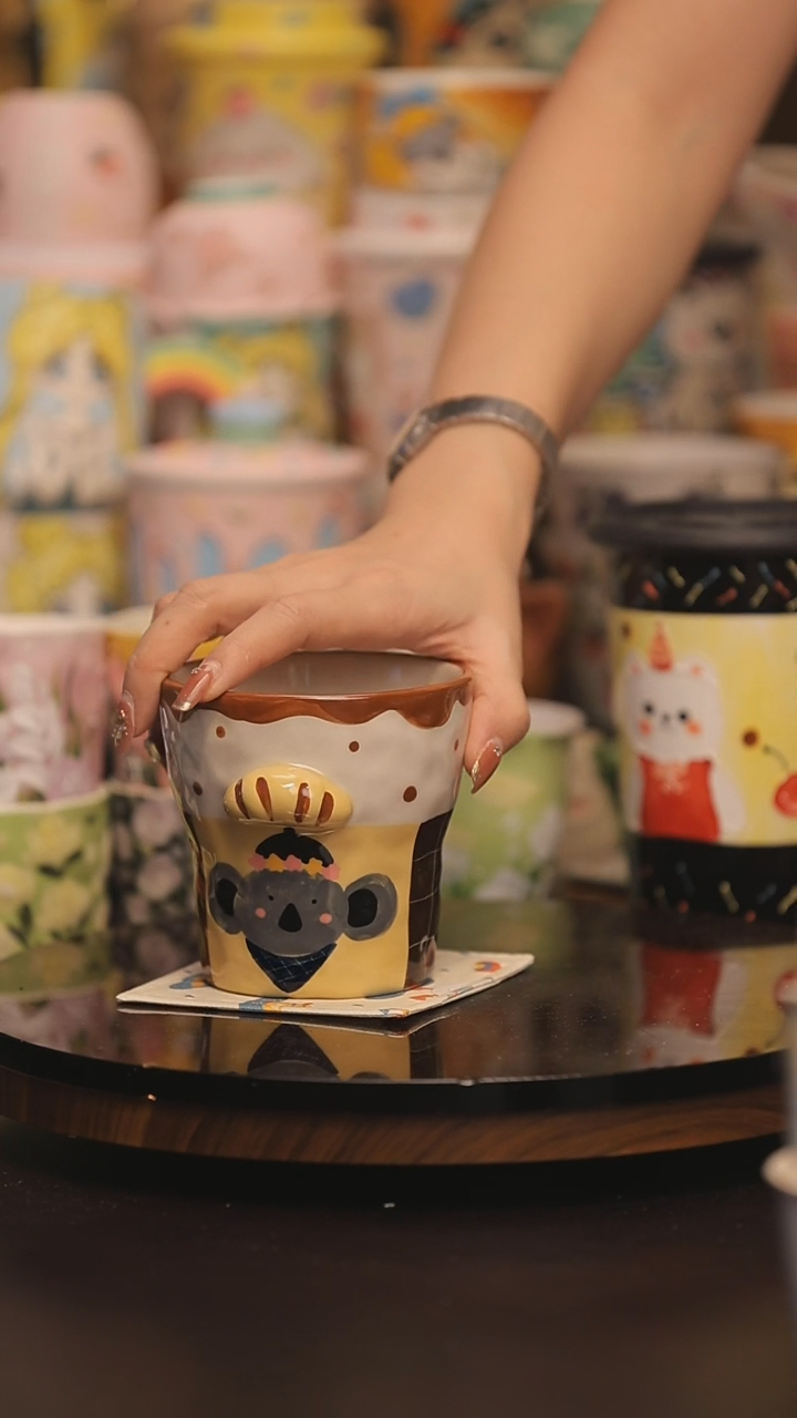 景德镇釉下彩绘设计师款式陶瓷