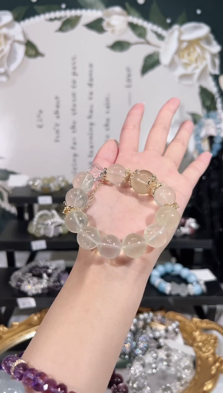 【闪购商品】水晶手链未镶嵌天然水晶默认微瑕 多样性发货发其一