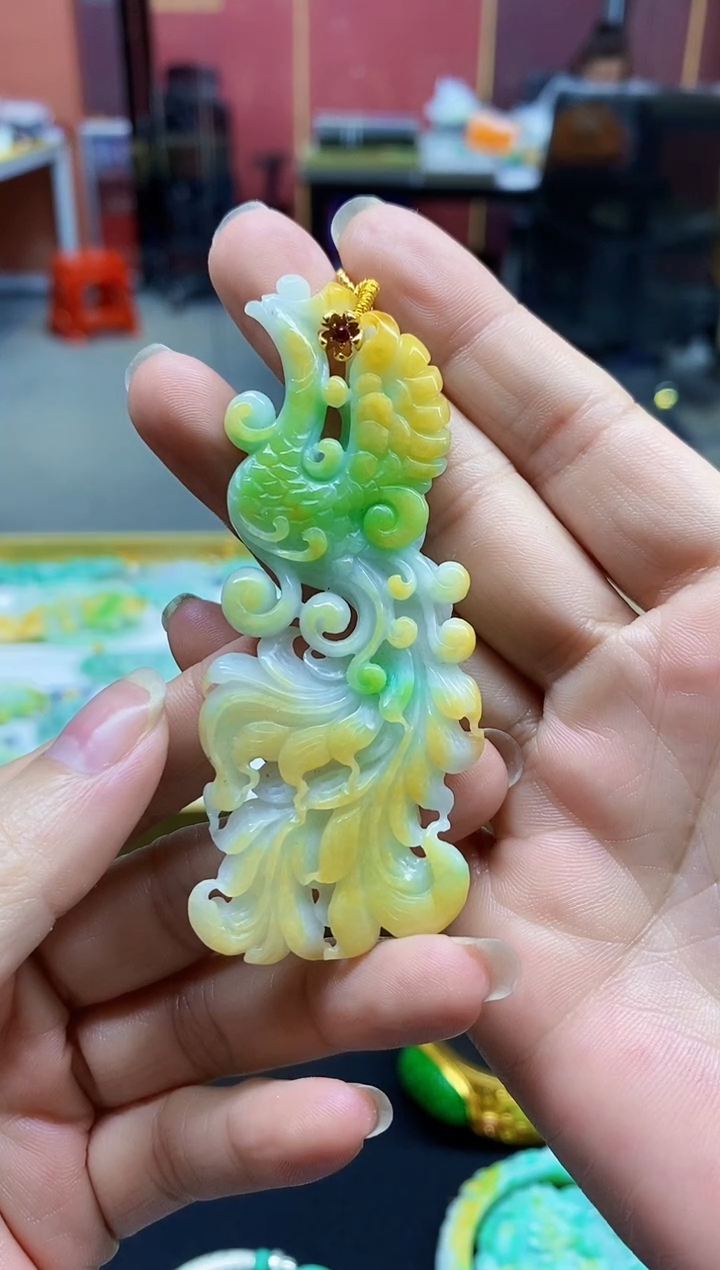 颈饰未镶嵌翡翠吊坠-127