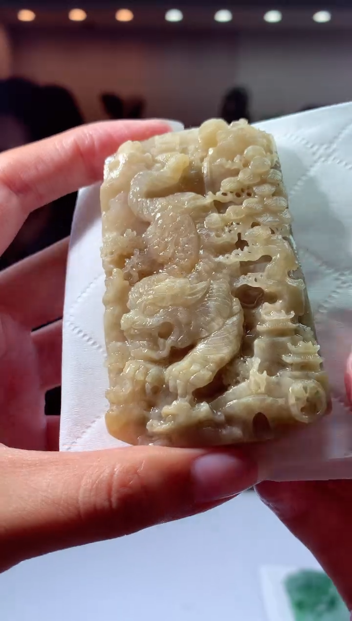 【闪购商品】定制翡翠未镶嵌挂件发货（拍一发一）