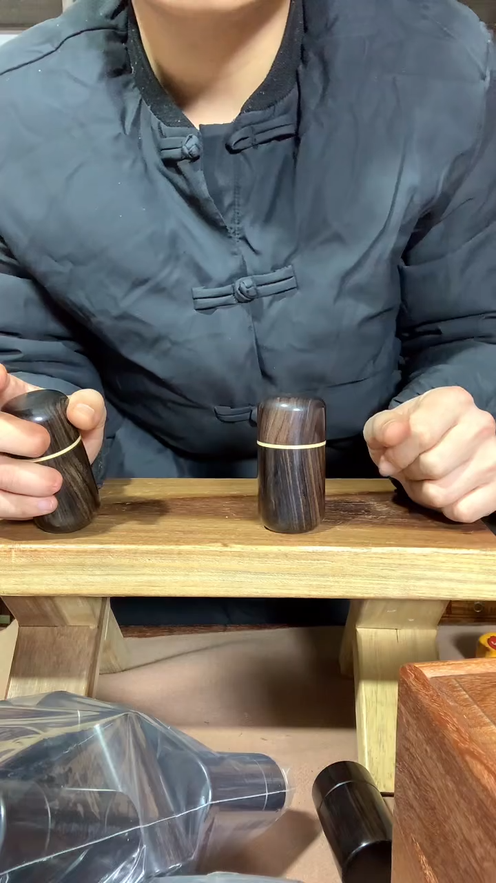 东非黑黄檀（紫光檀）中号收纳罐