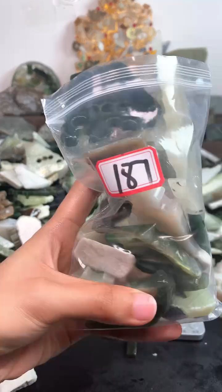 未镶嵌和田玉摆件187