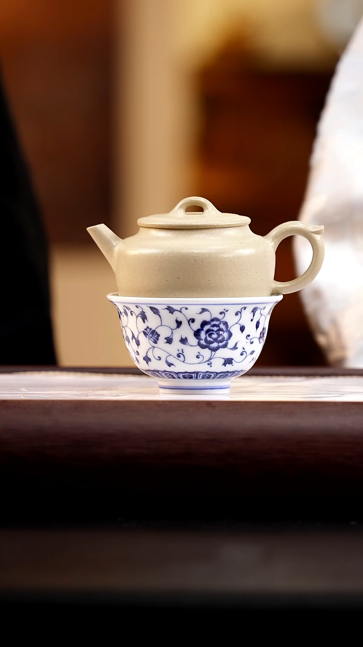 77 本山绿井栏160cc 确认收货之后送缠枝莲杯