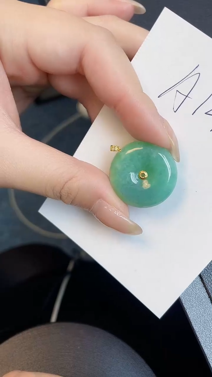 【闪购商品】翡翠吊坠(不含链)18K金镶嵌00000000