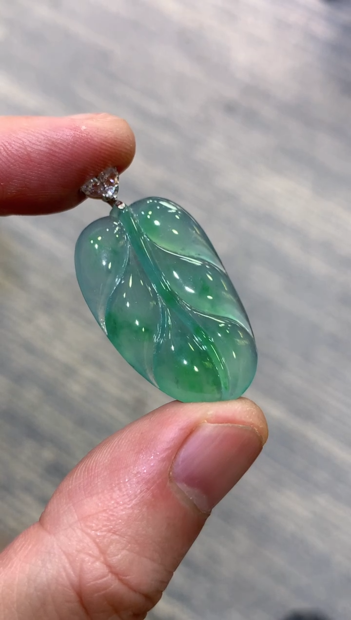 颈饰未镶嵌翡翠天然A货翡翠