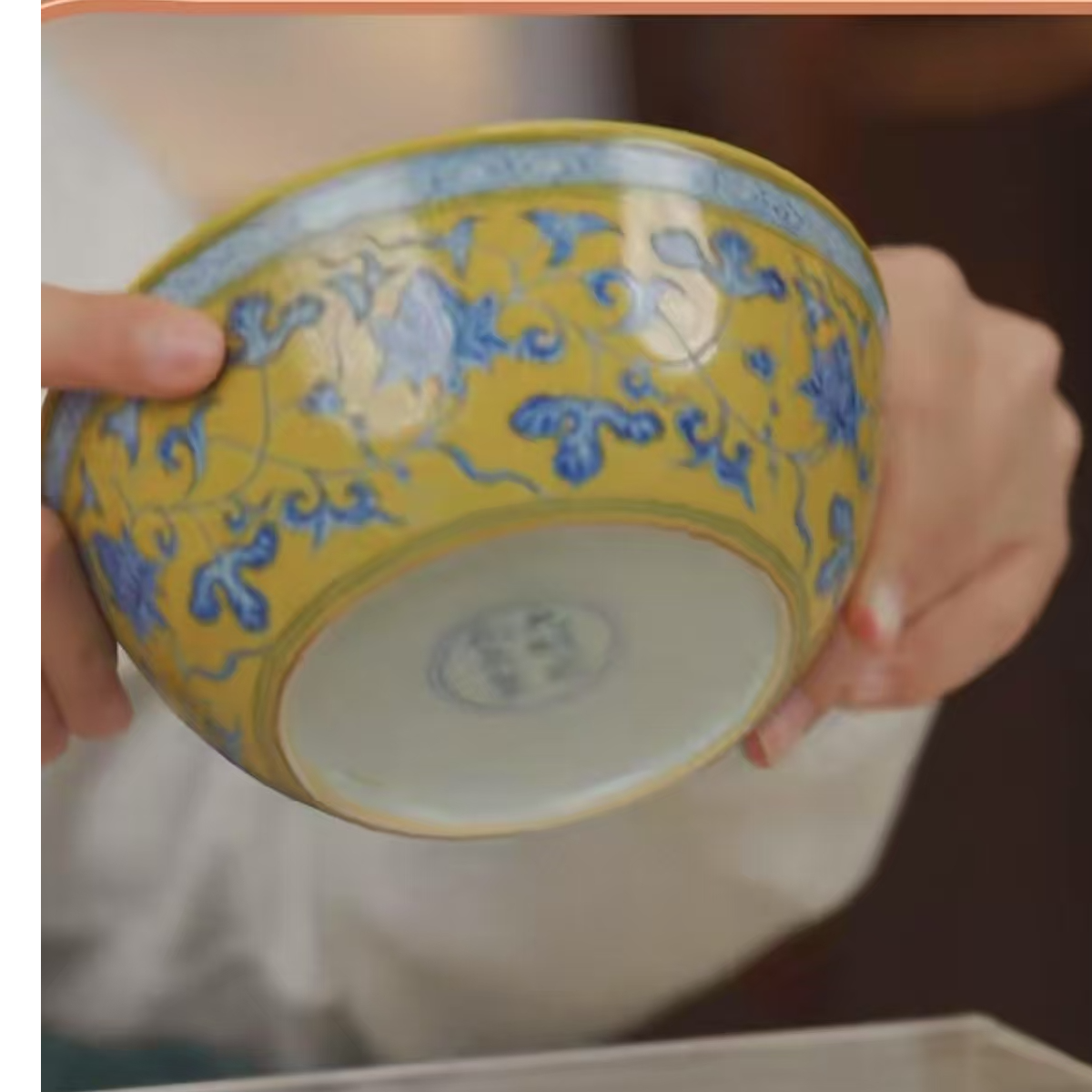 国呈拍卖古董瓷器