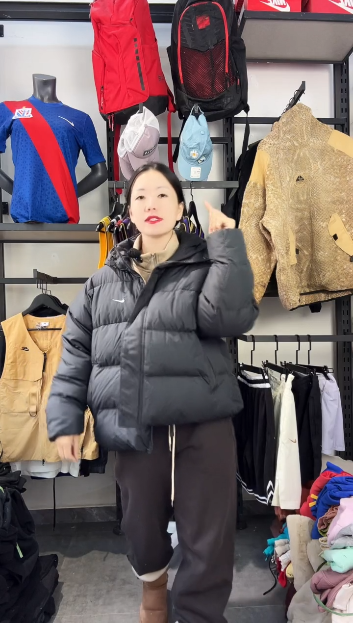 120闪购编码Nike/Jordan运动卫衣裤以直播间过款为准尺码2XL175