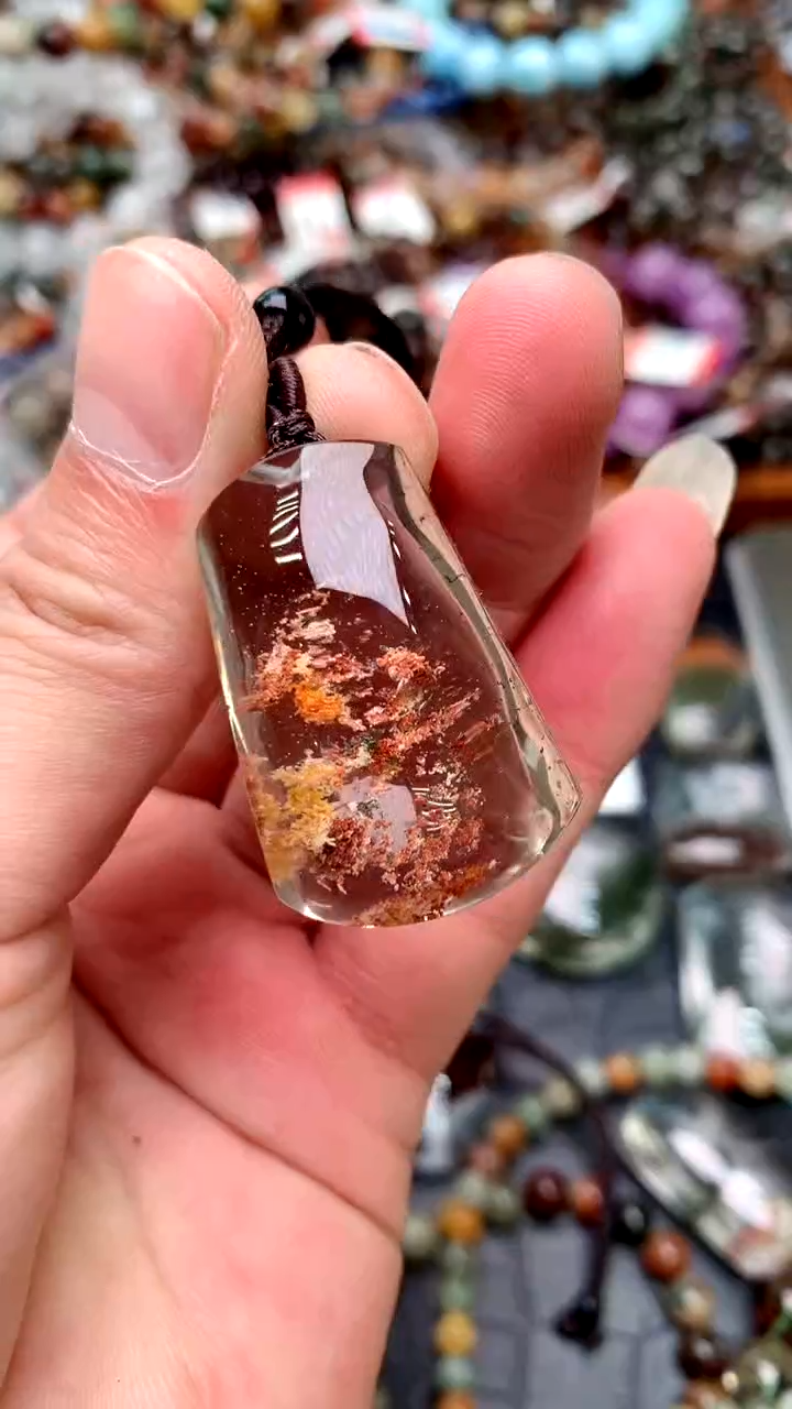 【闪购商品】水晶吊坠(赠链)未镶嵌56