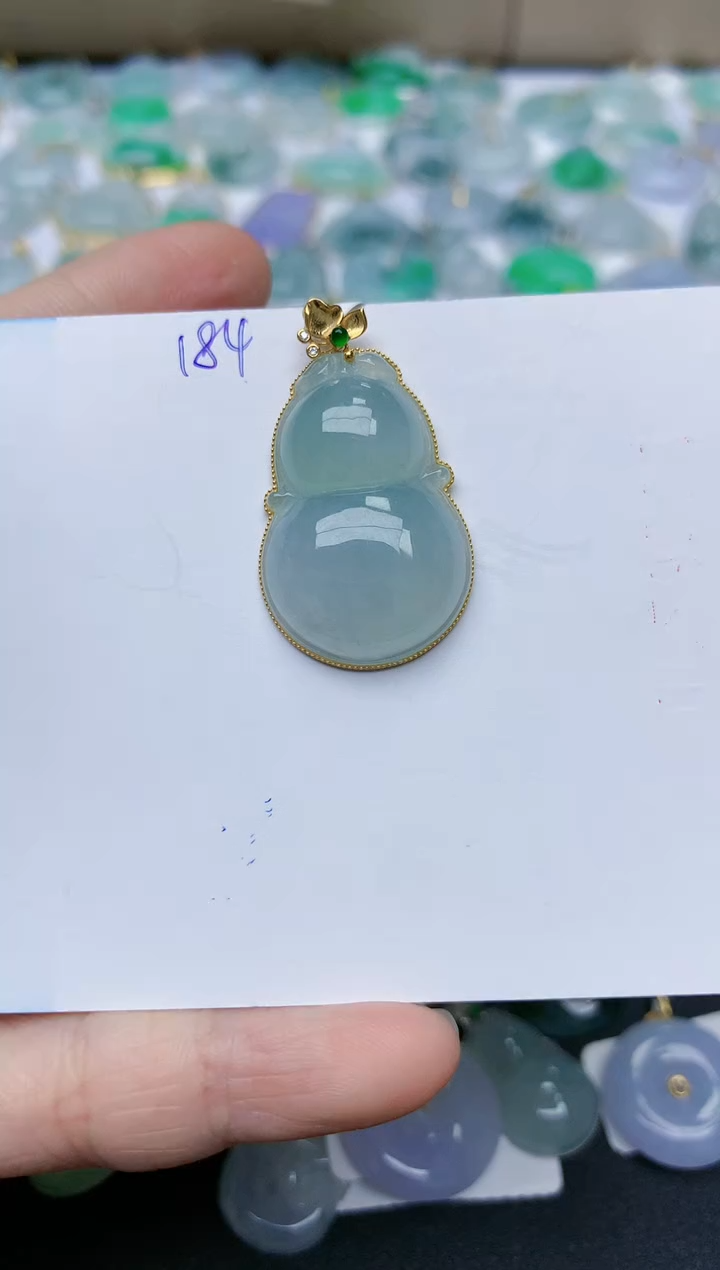 【闪购商品】翡翠颈饰18K金镶嵌天然翡翠A货    184