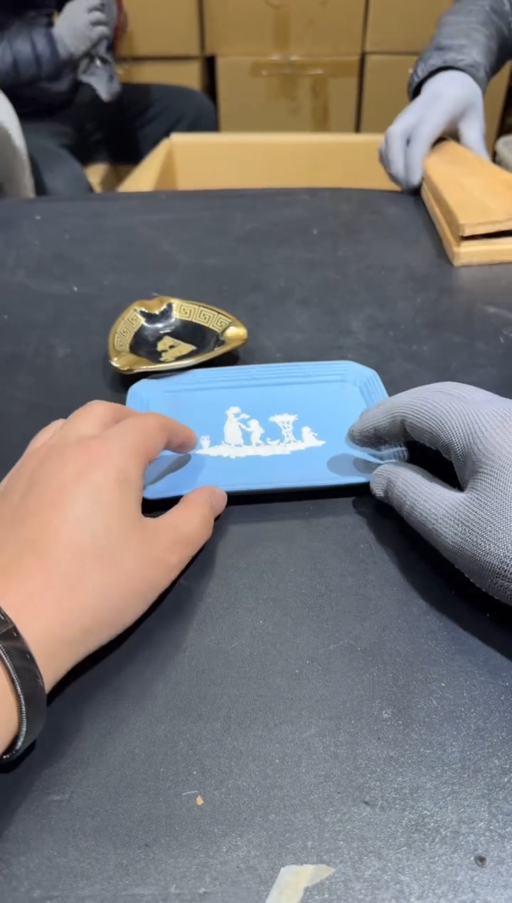 【闪购商品】杯小四孤品收藏中古品