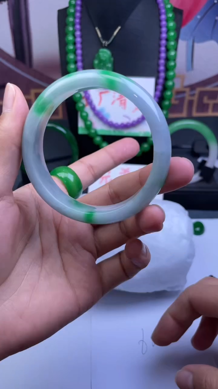 非金属仿水晶手镯