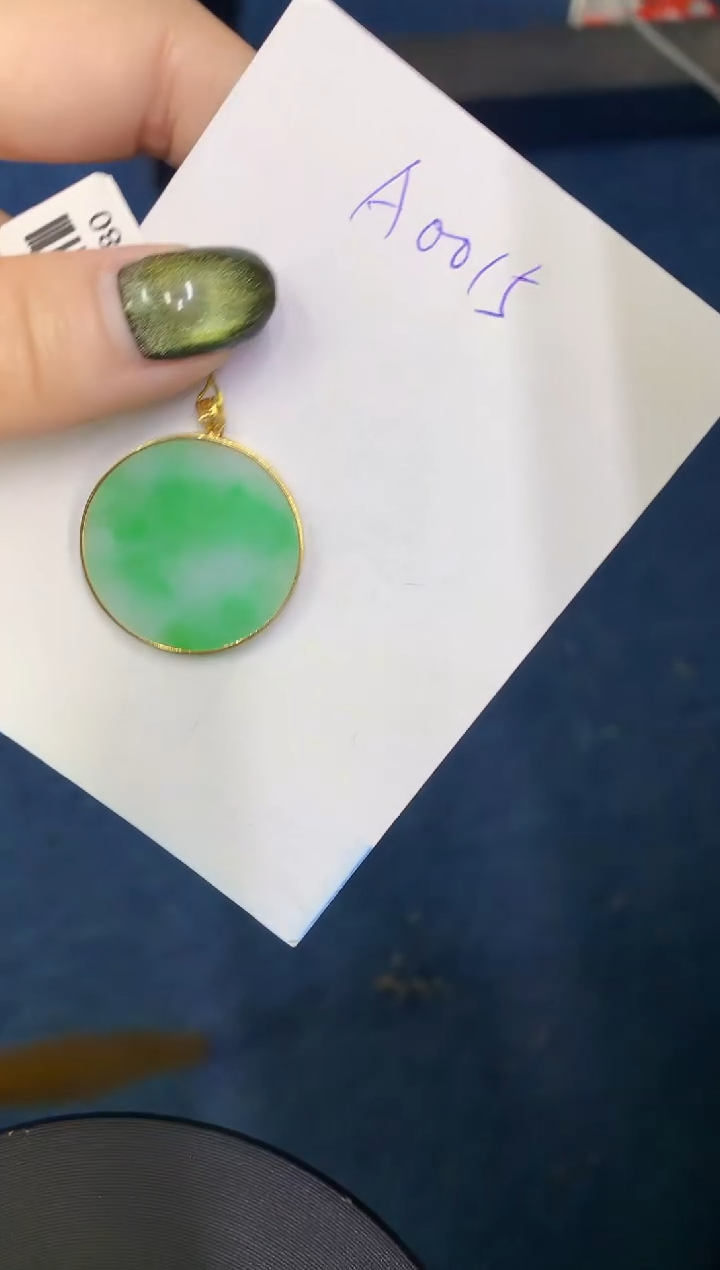 【闪购商品】翡翠颈饰18K金镶嵌0000000000