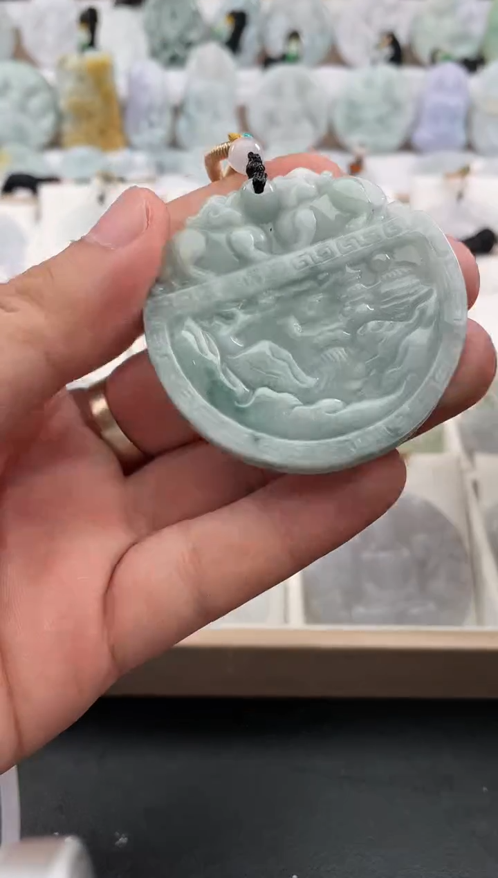 颈饰未镶嵌翡翠25/12/23/.60