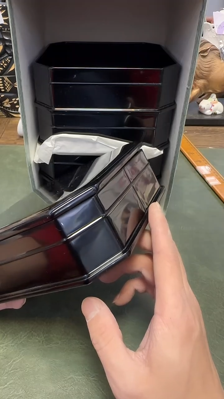 602··木胎5层食盒