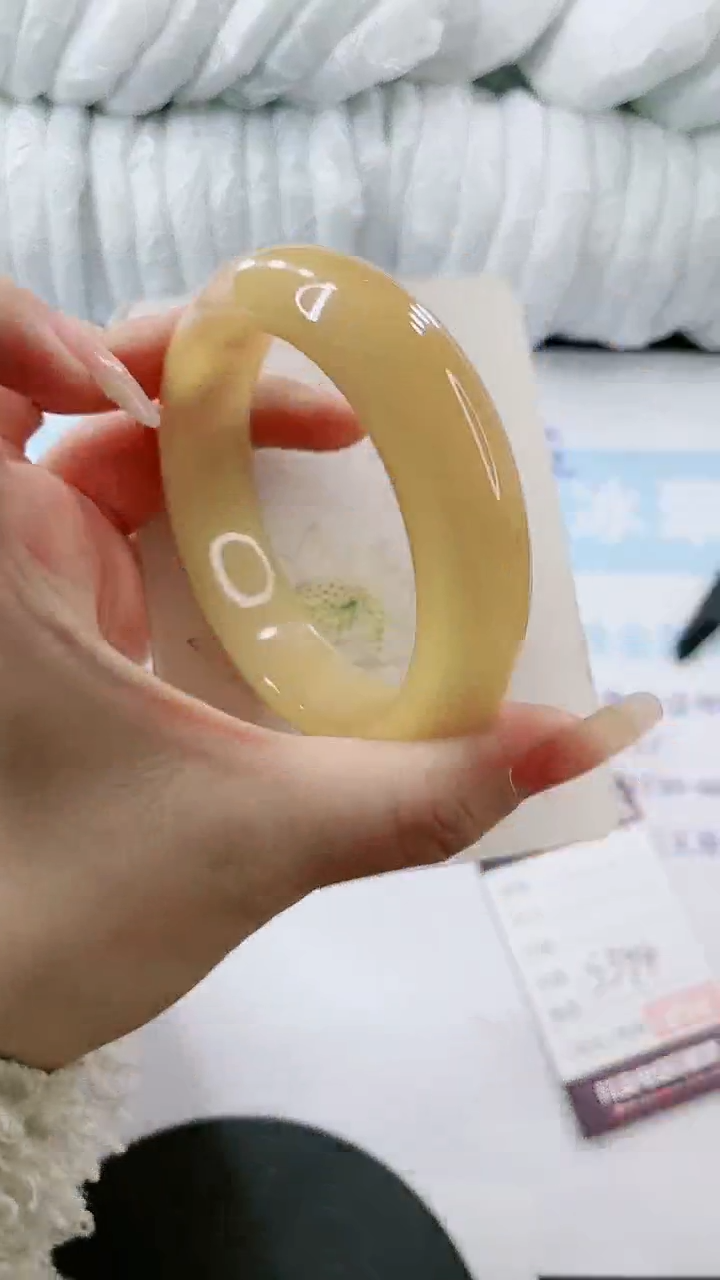 【闪购商品】石英质玉手镯未镶嵌多样性发货S594