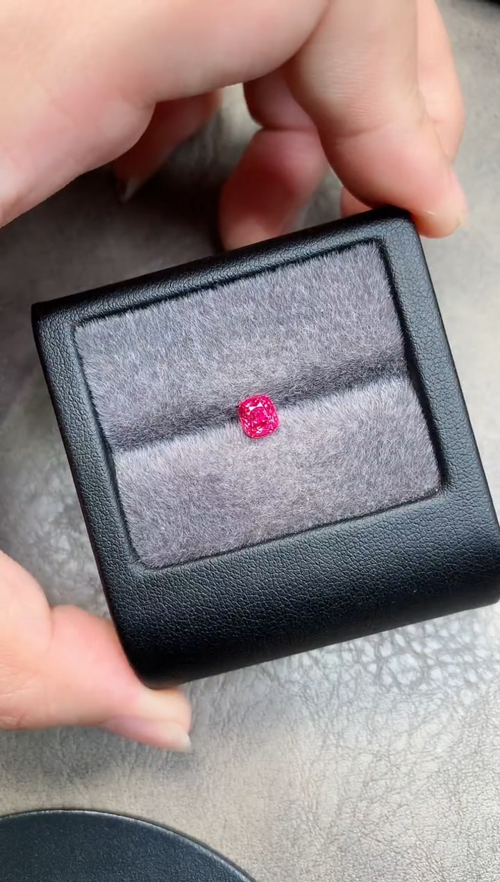 【闪购商品】尖晶石裸石未镶嵌1.2ct 缅甸热粉 YH